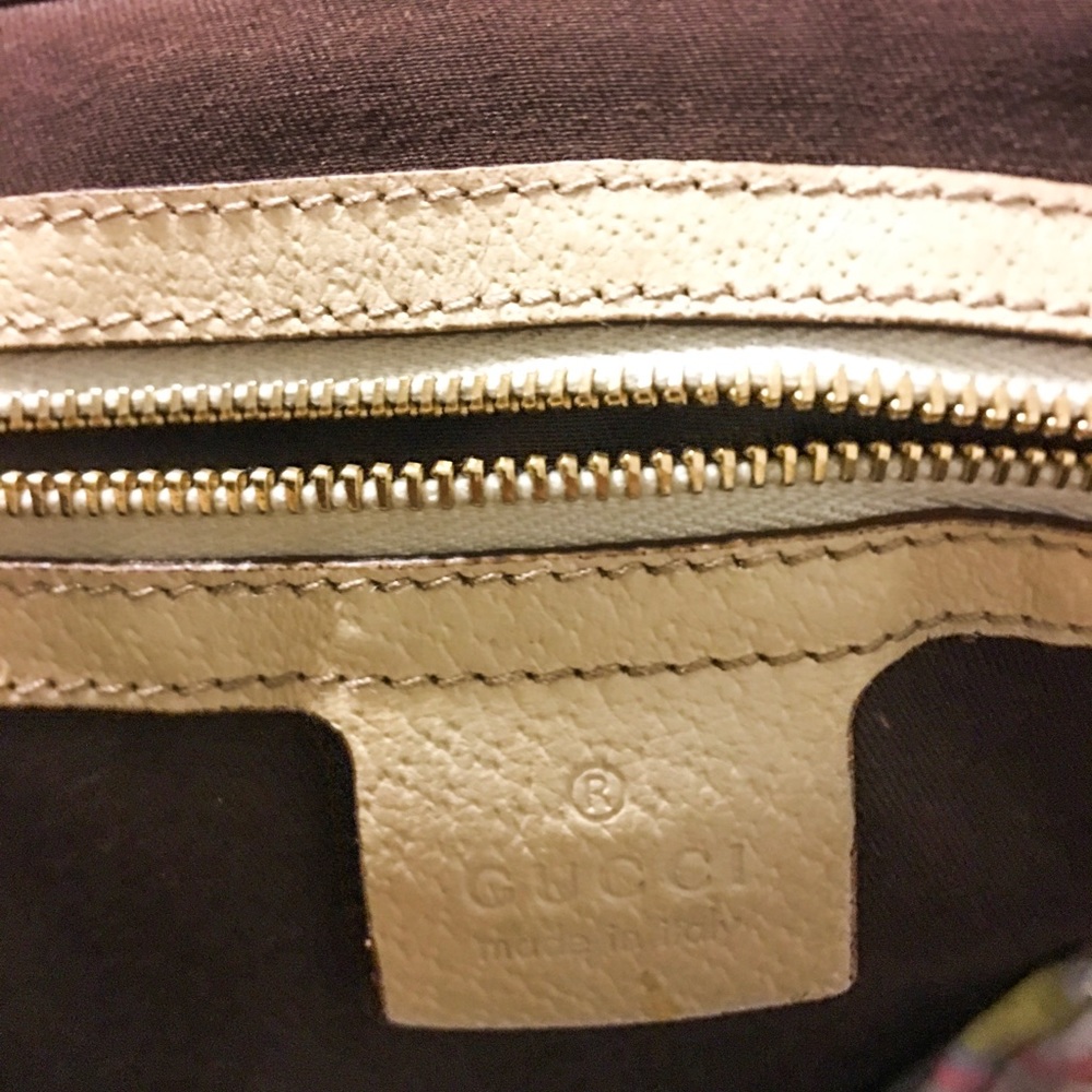 Authentic Gucci Charmy - image 2